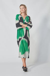 verge theme dress